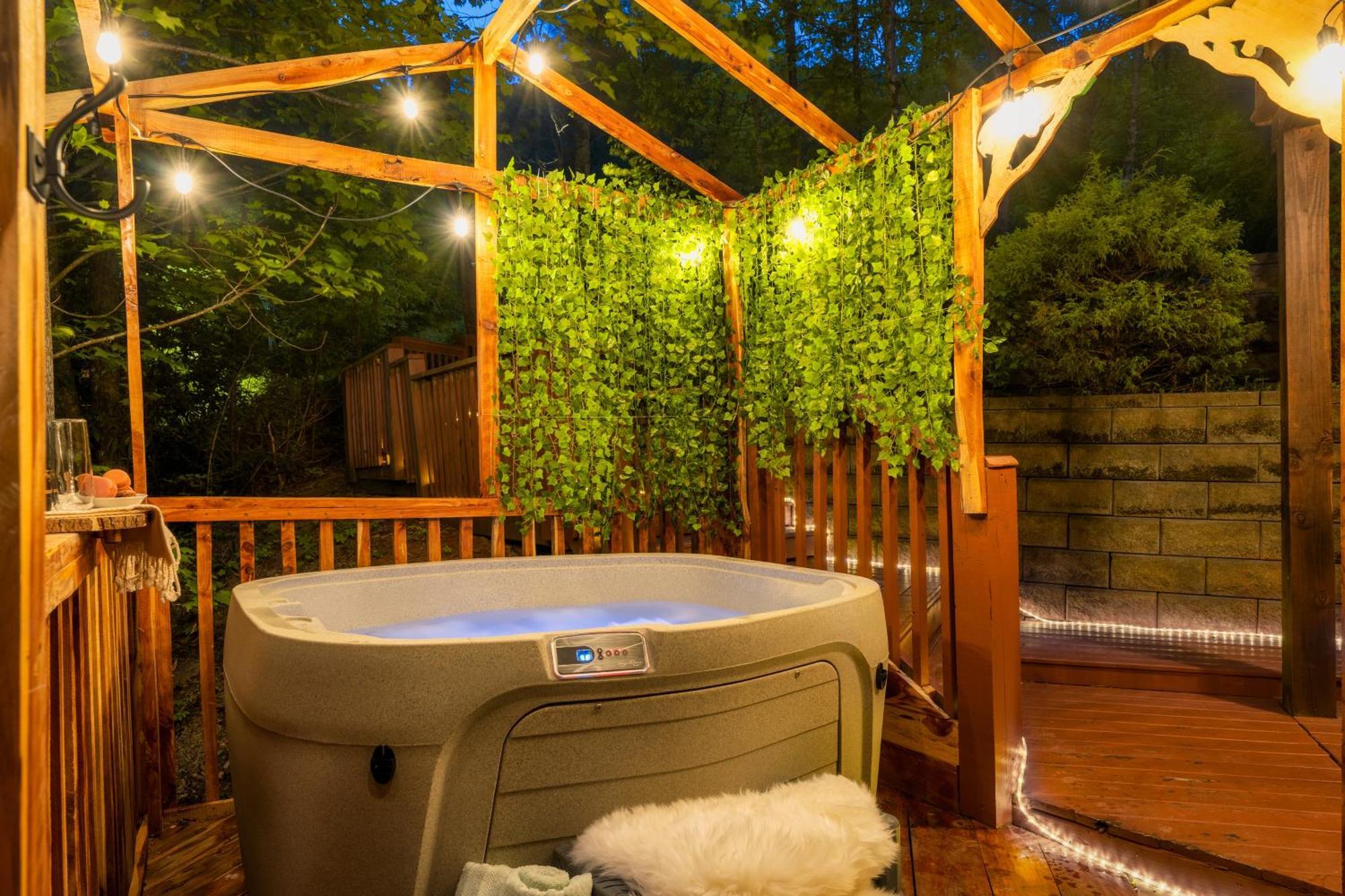Cabin In A Gated Resort With Seasonal Resort Pool Pigeon Forge Exterior foto